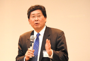 日高 秀人 執行役員兼CTO(ルネサスエレクトロニクス)によるスピーチ