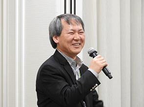 Seung H. Kang ディレクター(Qualcomm)によるスピーチ